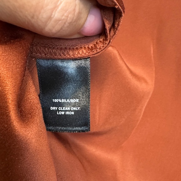 Lafayette 148 New York Rust Keyhole Blouse - Picture 7 of 7
